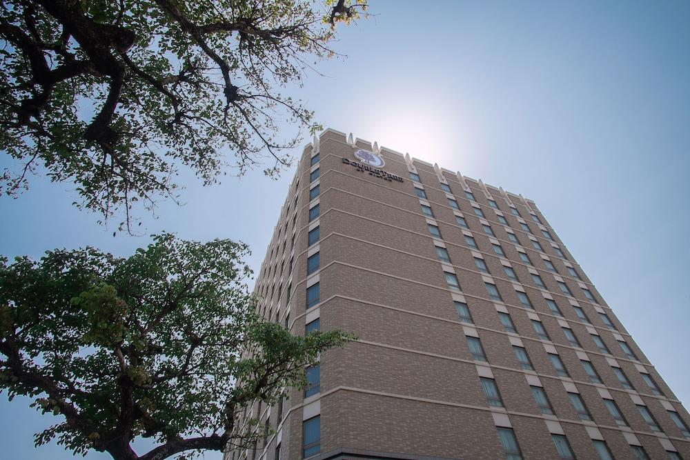 Doubletree By Hilton Naha Hotel Exterior photo