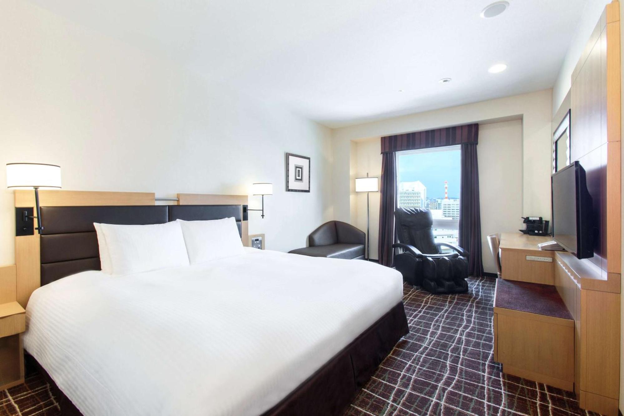Doubletree By Hilton Naha Hotel Exterior photo